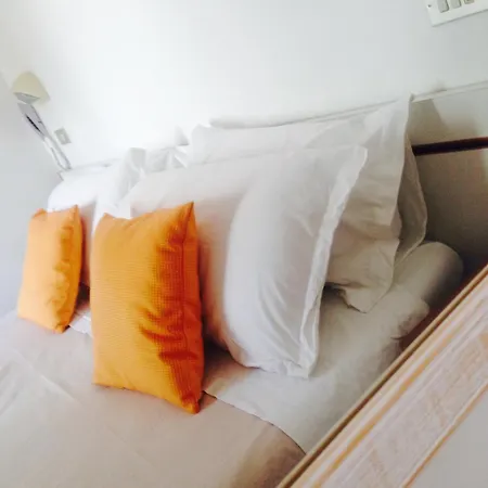 Solitude Hotel 2*