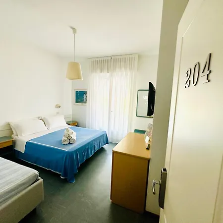 Hotell Solitude 2*